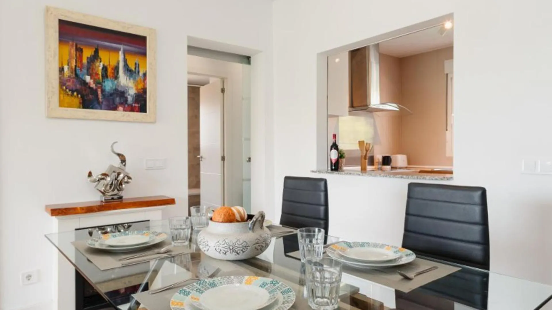 Refurbished 2-Bed Apartment In El Paraiso Alto Estepona