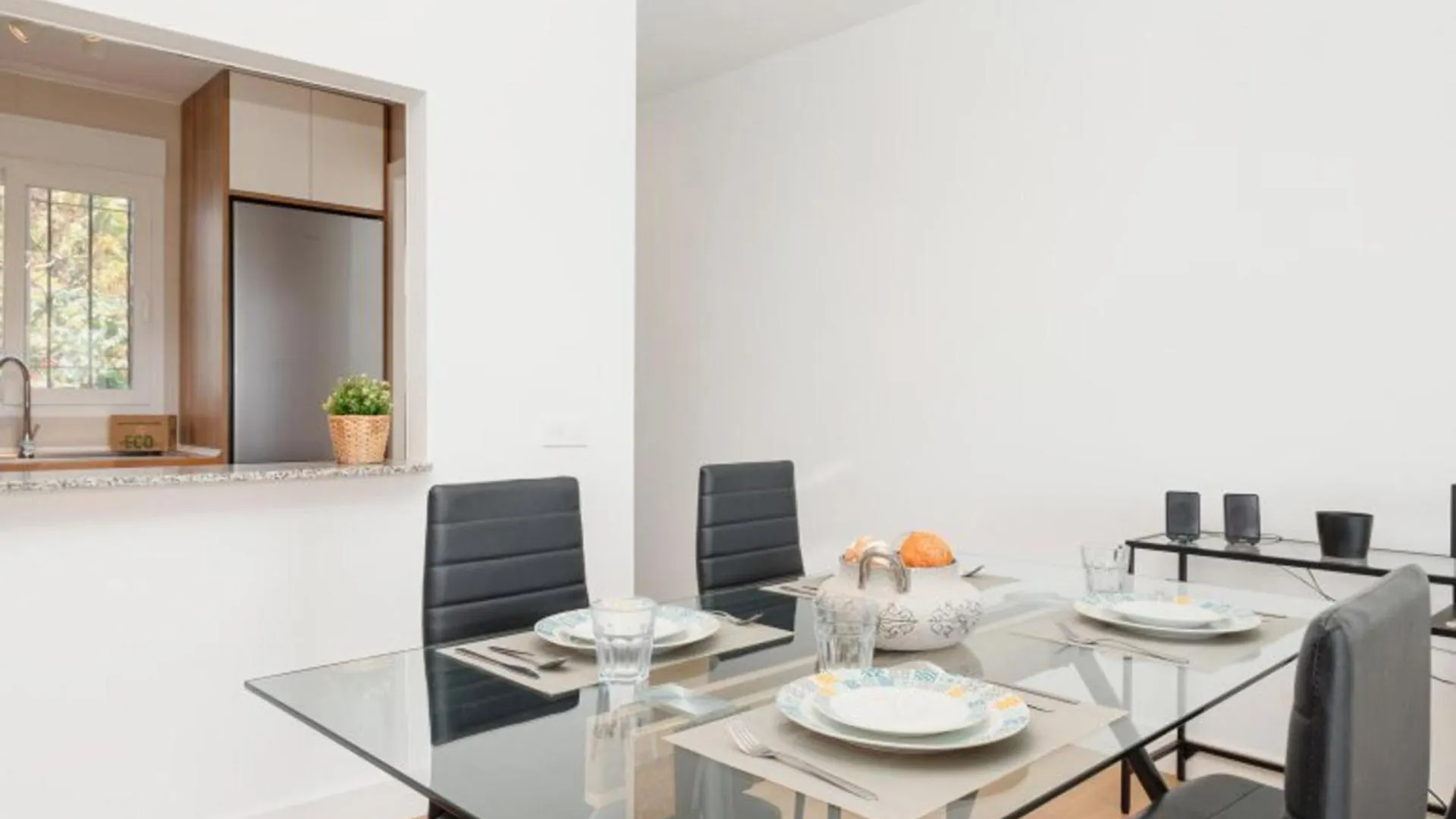 Refurbished 2-Bed Apartment In El Paraiso Alto Estepona