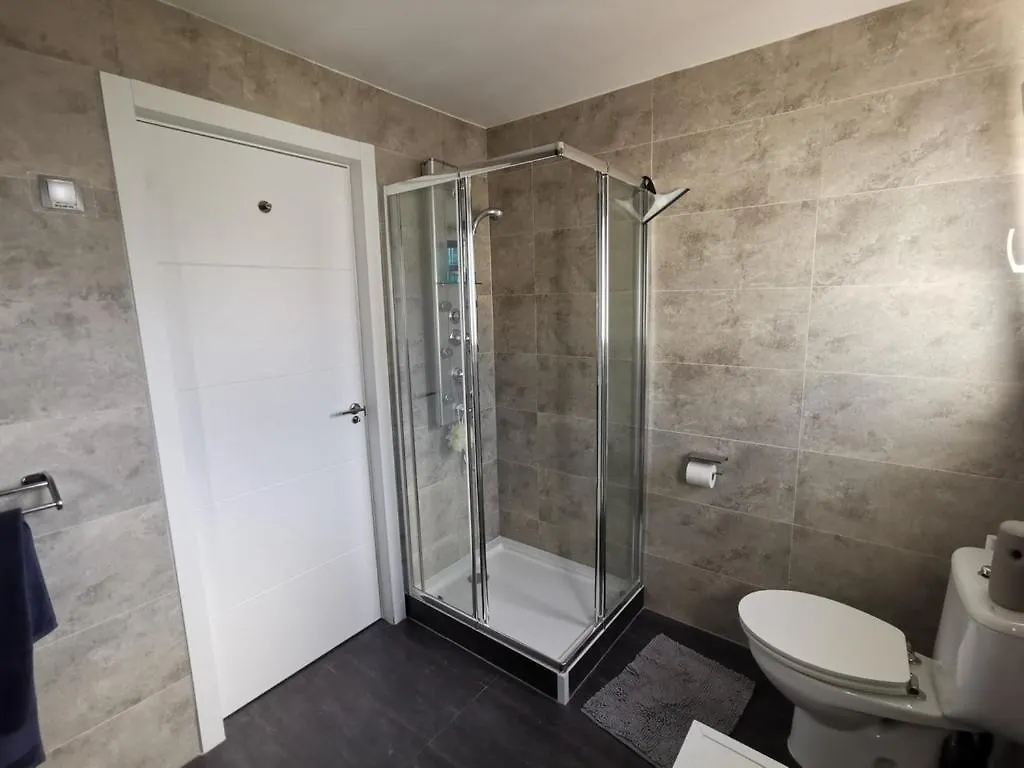 Refurbished 2-Bed Apartment In El Paraiso Alto Estepona